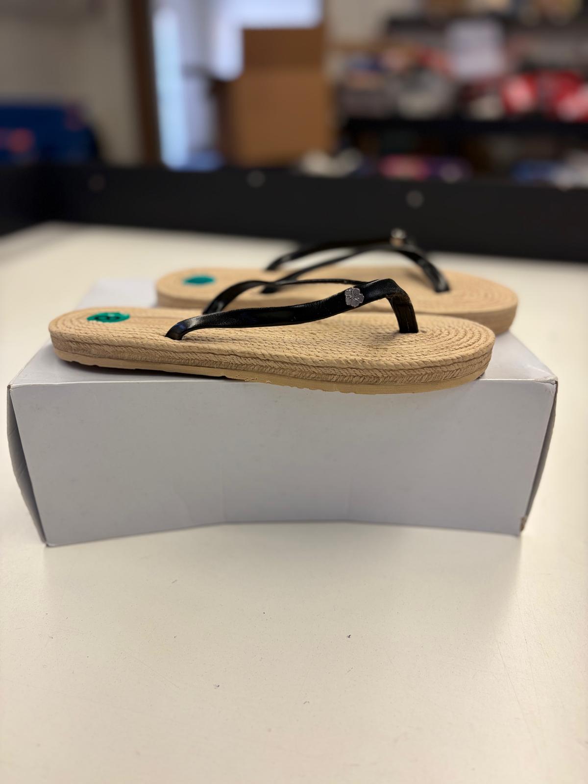 DSW Footwear/Shoes | Assorted Men's Women's & Kid's Footwear | Returns/Used | 243 Pairs | Pallet# PS-198