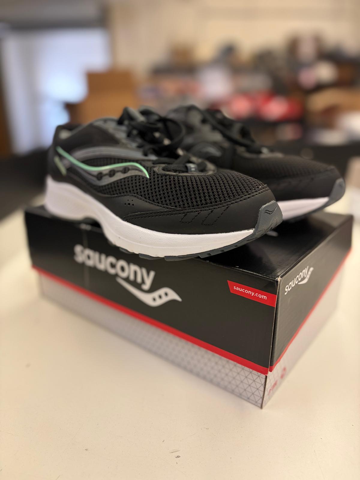 DSW Footwear/Shoes | Assorted Men's Women's & Kid's Footwear | Returns/Used | 215 Pairs | Pallet# PS-199