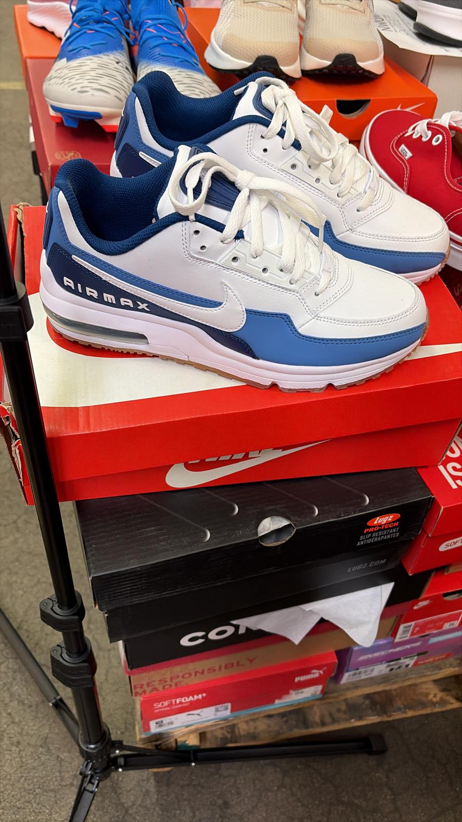 DSW Footwear/Shoes | Assorted Men's Women's & Kid's Footwear | Returns/Used | 316 Pairs | Pallet# PS-200