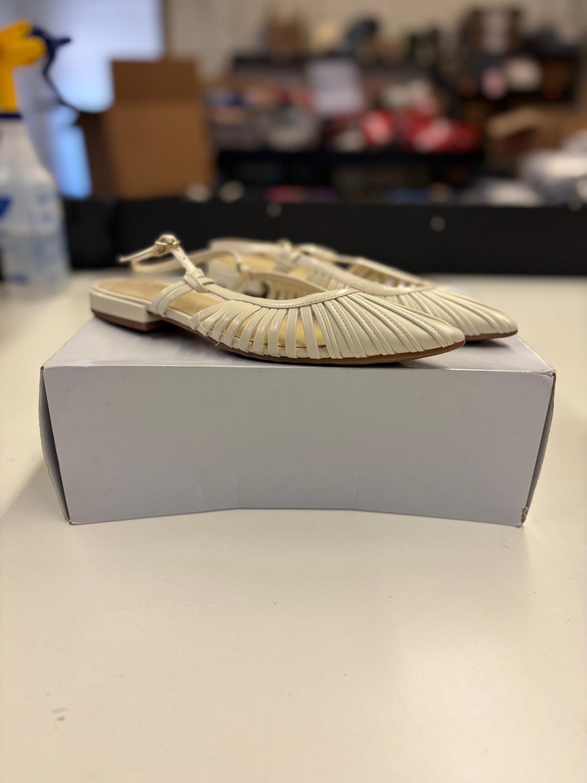 DSW Footwear/Shoes | Assorted Men's Women's & Kid's Footwear | Returns/Used | 206 Pairs | Pallet# PS-202
