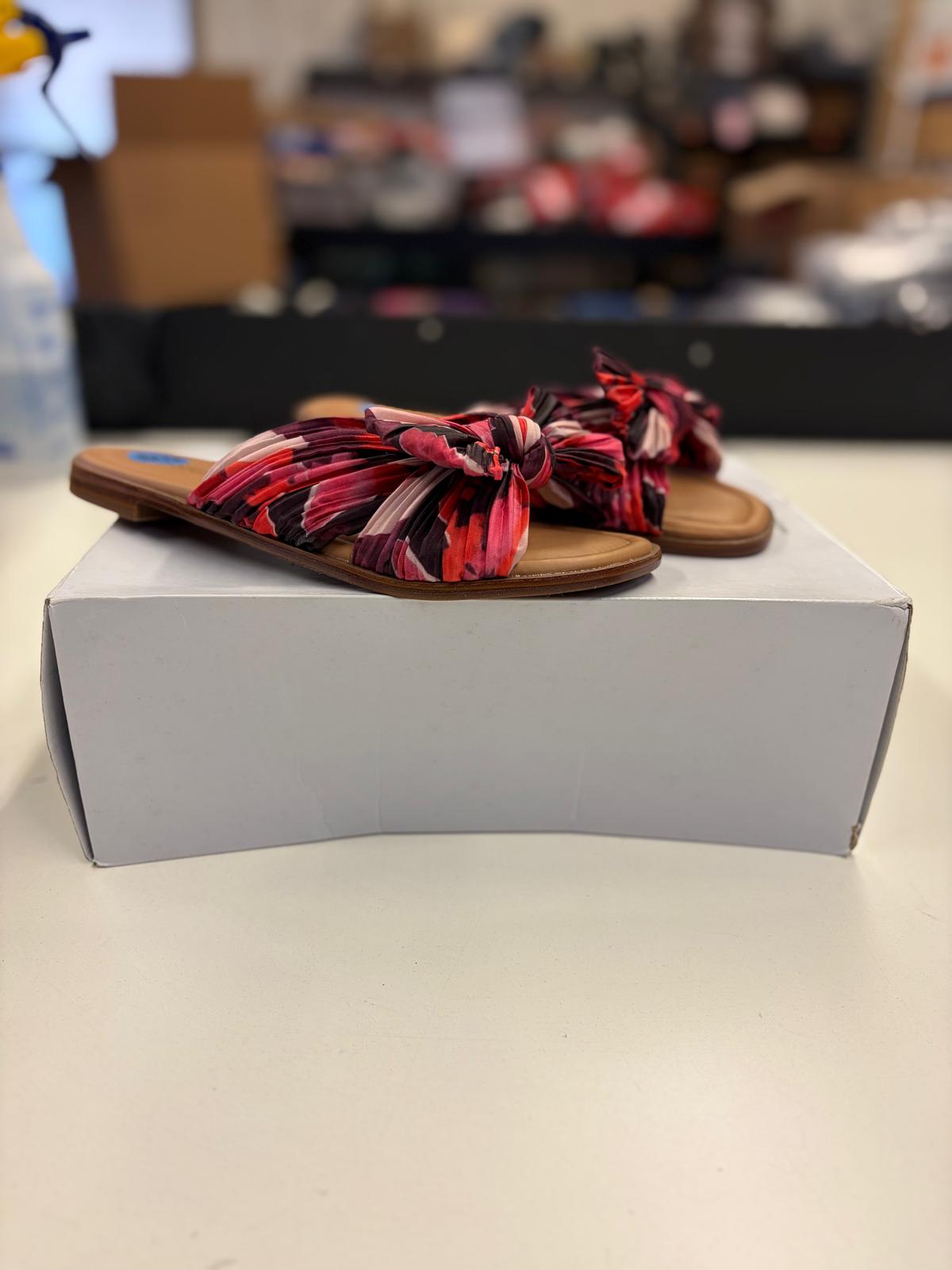 DSW Footwear/Shoes | Assorted Men's Women's & Kid's Footwear | Returns/Used | 206 Pairs | Pallet# PS-202