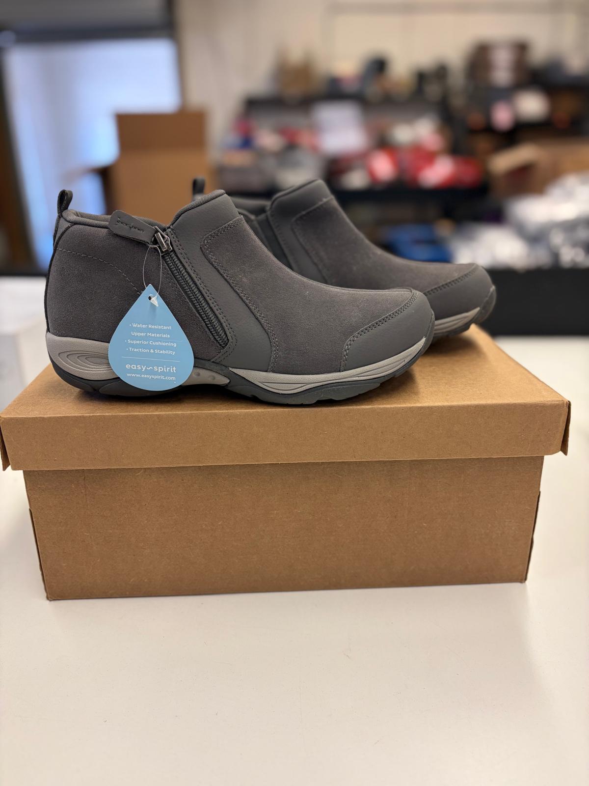 DSW Footwear/Shoes | Assorted Men's Women's & Kid's Footwear | Returns/Used | 238 Pairs | Pallet# PS-201