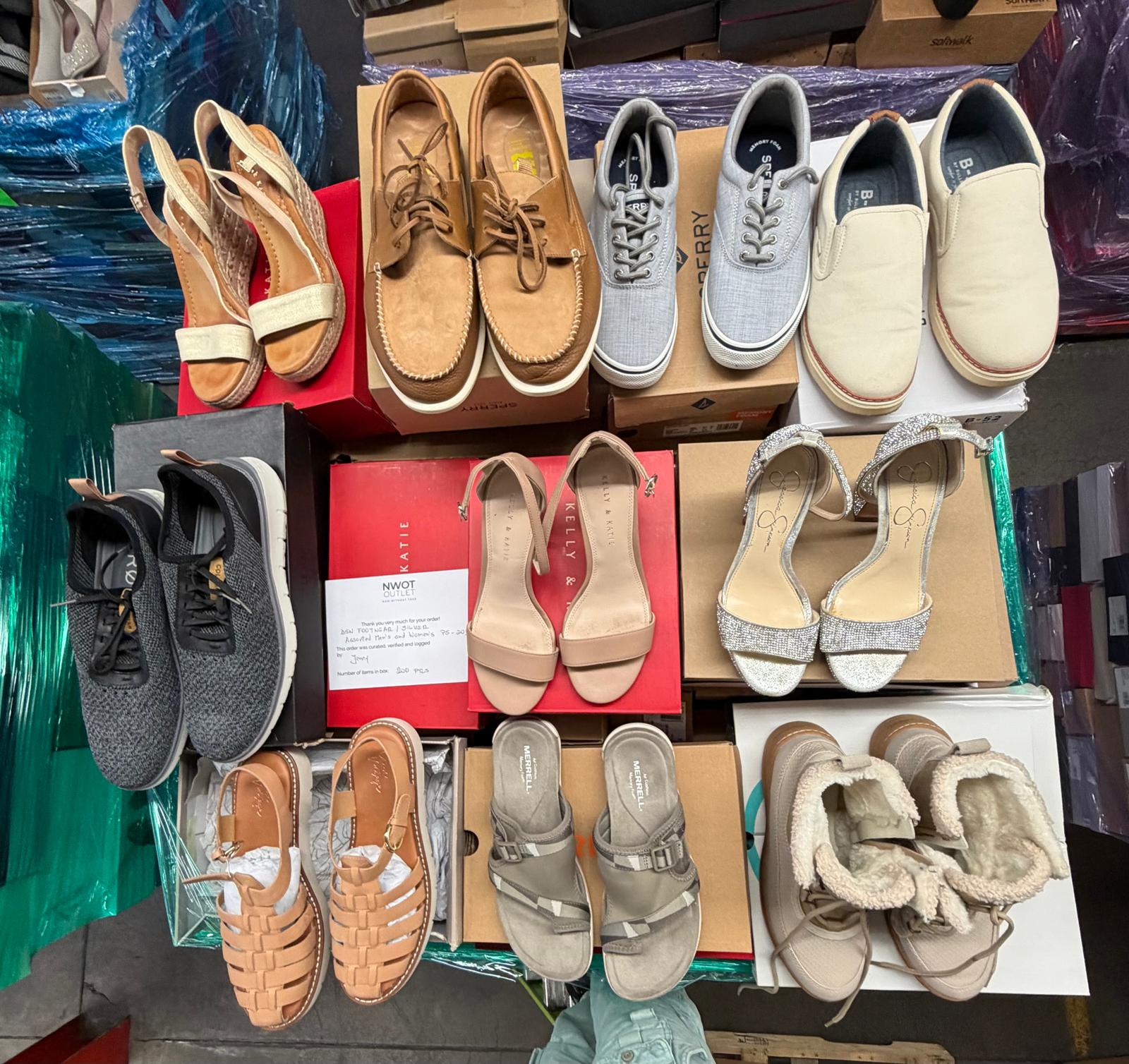DSW Footwear/Shoes | Assorted Men's and Women's Silver Footwear | Returns | 200 Pairs | Pallet# PS-205