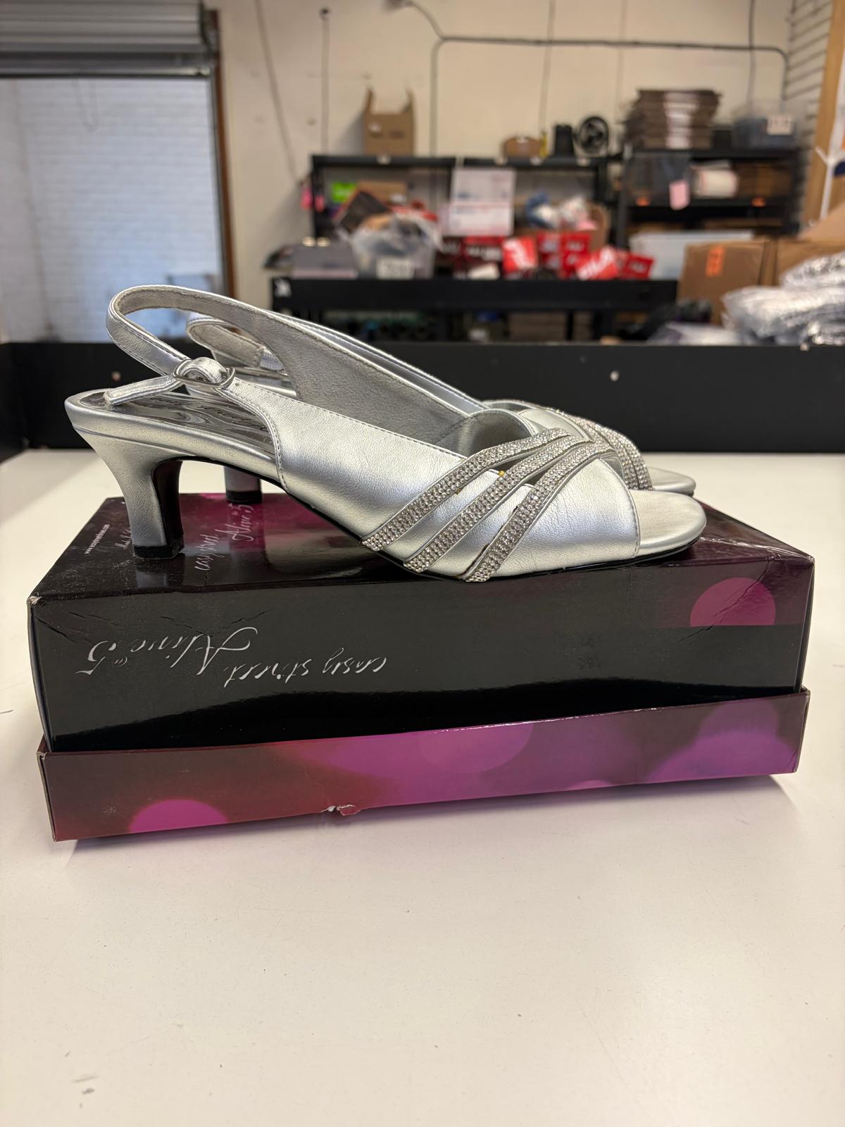 DSW Footwear/Shoes | Assorted Men's, Women's & Kid's Footwear | Returns | 291 Pairs | Pallet# PS-211