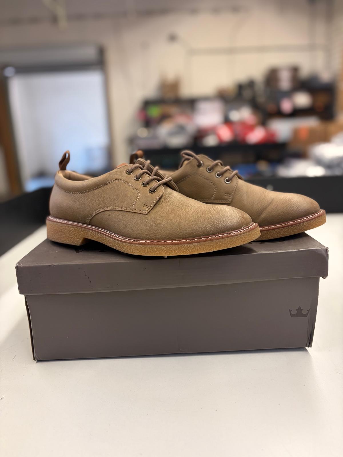 DSW Footwear/Shoes | Assorted Men's, Women's & Kid's Footwear | Returns | 291 Pairs | Pallet# PS-211