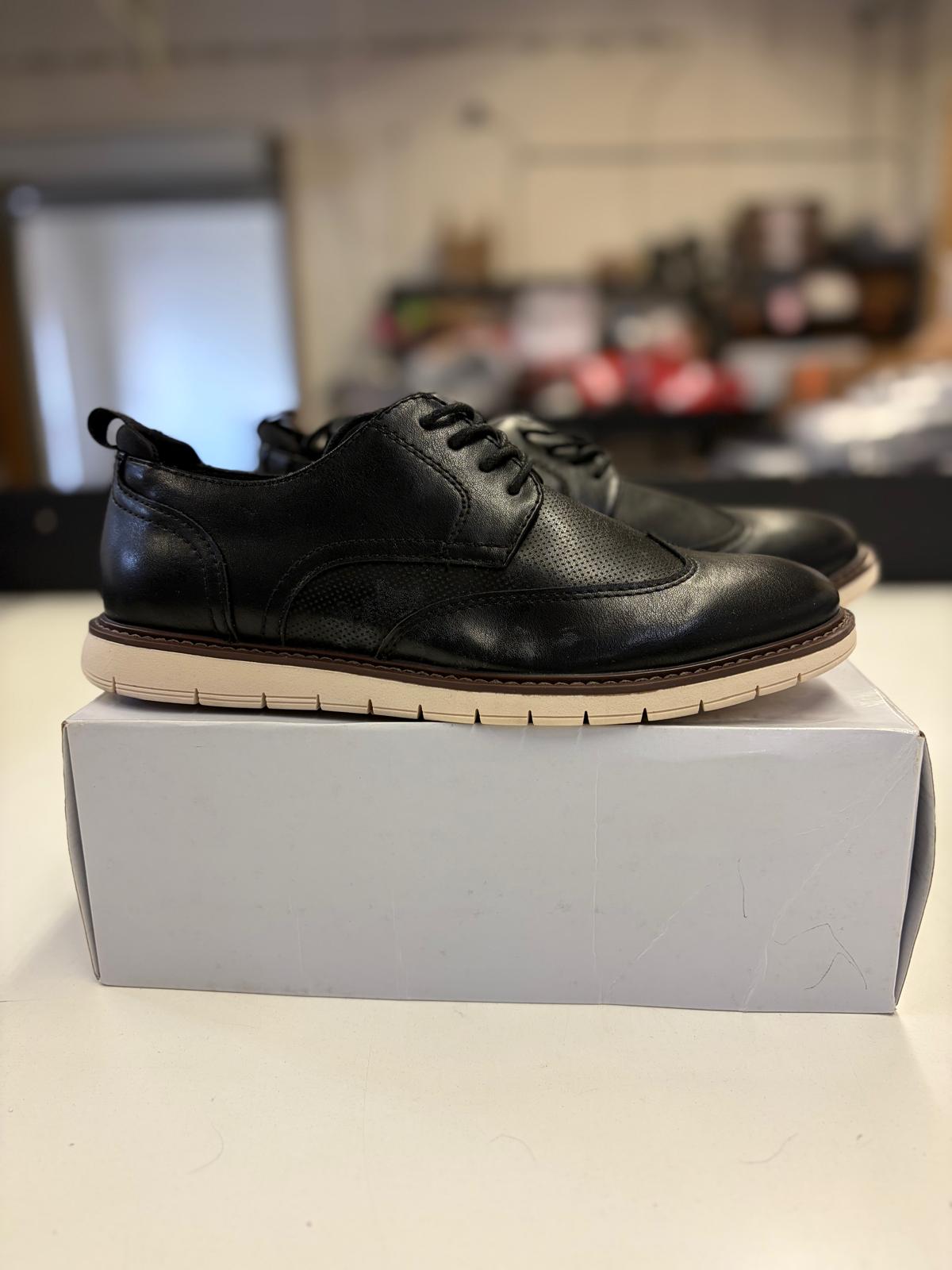 DSW Footwear/Shoes | Assorted Men's, Women's & Kid's Footwear | Returns | 358 Pairs | Pallet# PS-216