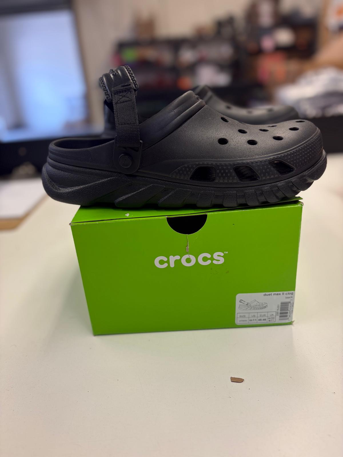 DSW Footwear/Shoes | Assorted Men's, Women's & Kid's Footwear | Returns | 358 Pairs | Pallet# PS-216