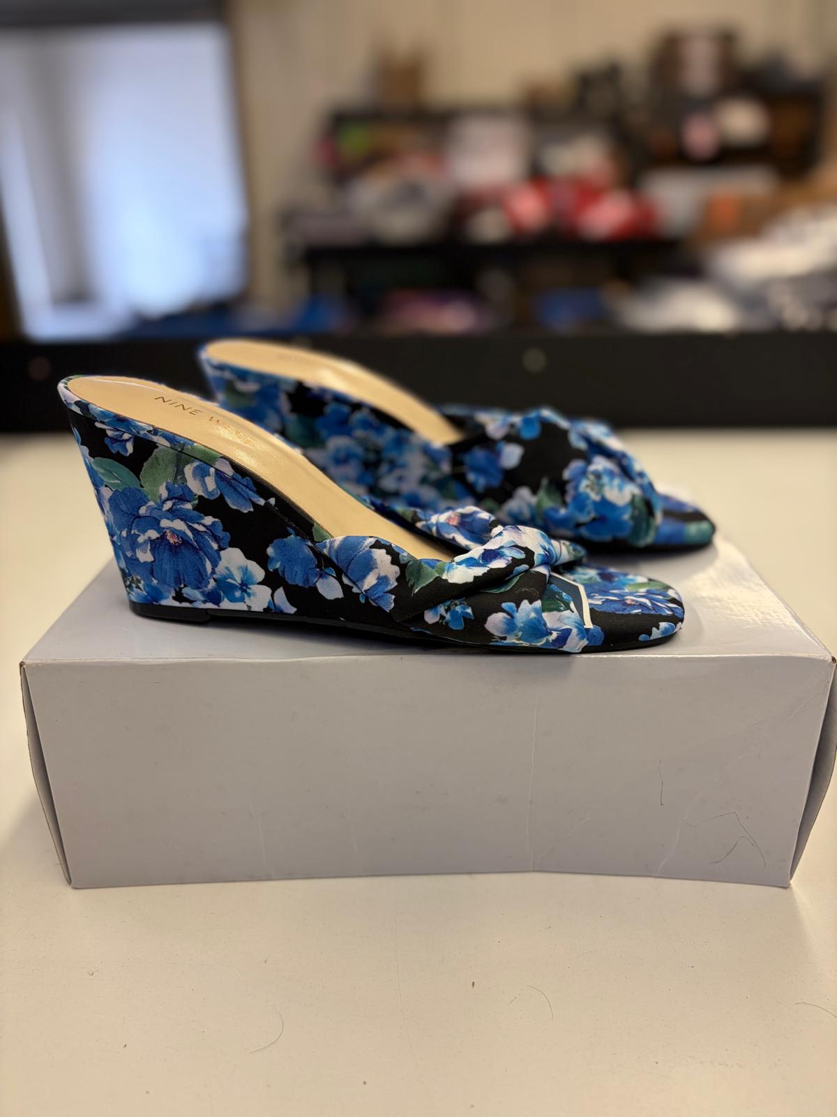 DSW Footwear/Shoes | Assorted Men's, Women's & Kid's Footwear | Returns | 358 Pairs | Pallet# PS-216