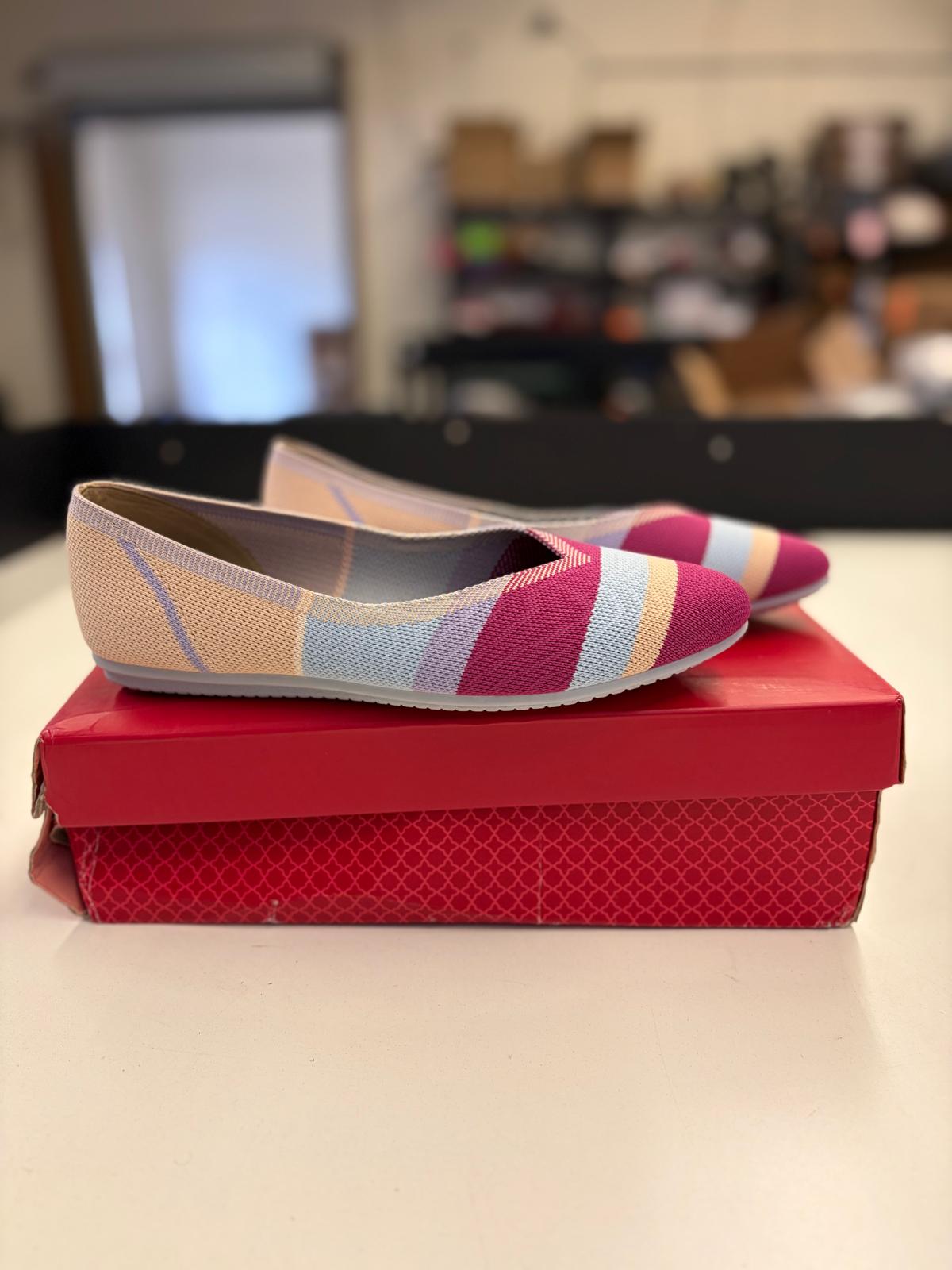 DSW Footwear/Shoes | Assorted Men's, Women's & Kid's Footwear | Returns | 350 Pairs | Pallet# PS-221