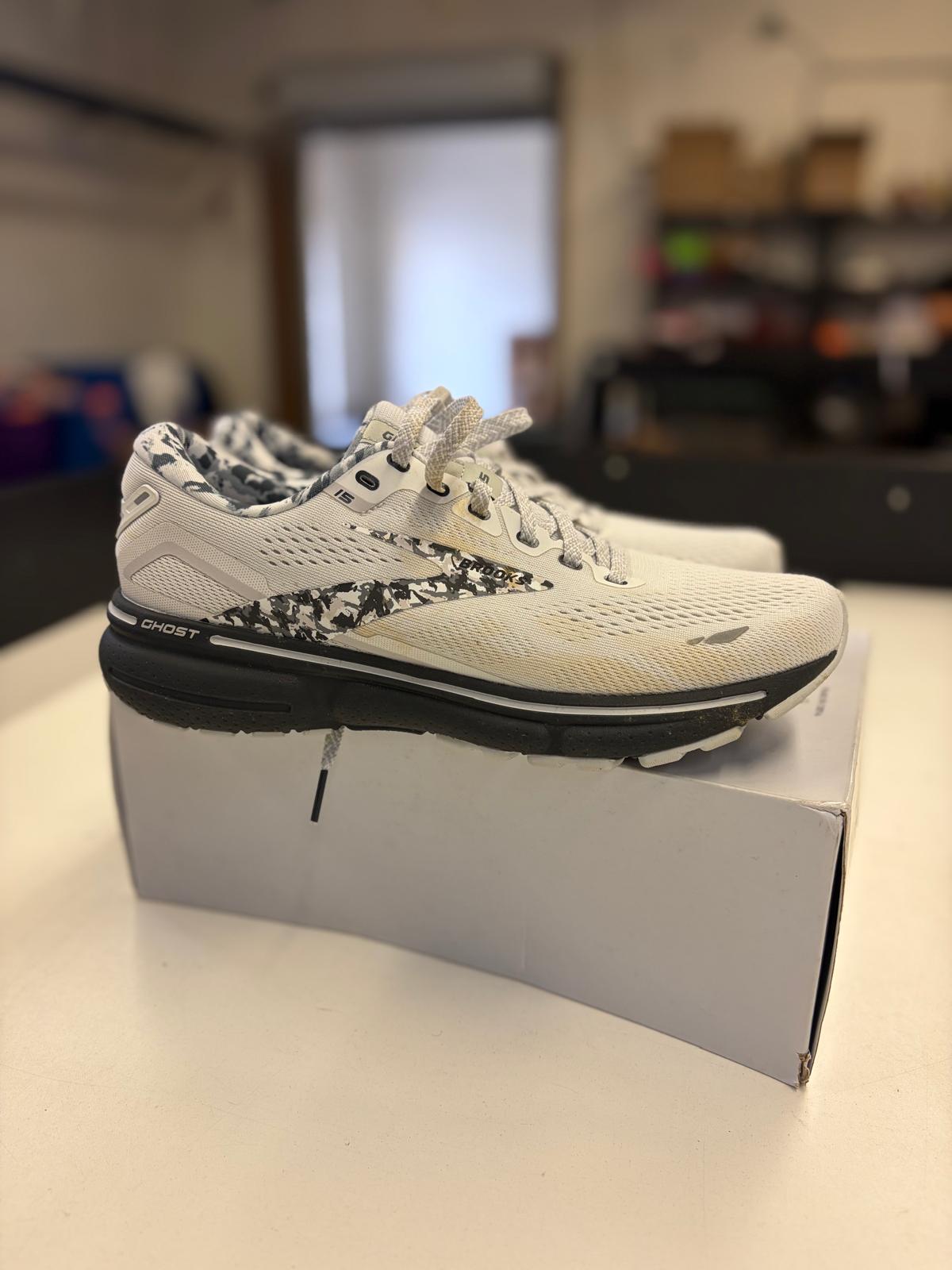 DSW Footwear/Shoes | Assorted Men's, Women's & Kid's Footwear | Returns | 394 Pairs | Pallet# PS-222