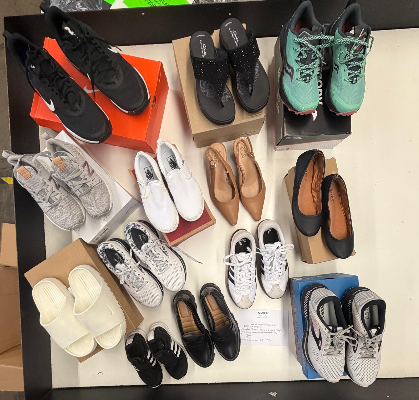 DSW Footwear/Shoes | Assorted Men's, Women's & Kid's Footwear | Returns | 394 Pairs | Pallet# PS-222