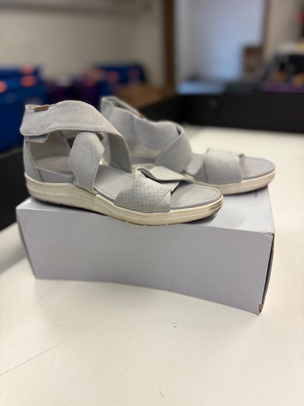 DSW Footwear/Shoes | Assorted Men's, Women's & Kid's Footwear | Returns | 295 Pairs | Pallet# PS-223