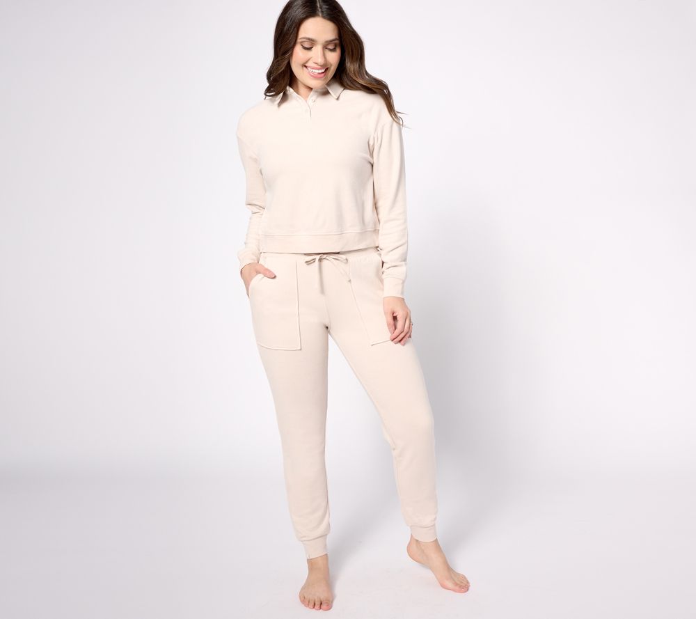 Barefoot Dreams Regular Malibu Collection Brushed Fleece Set — Bisque (manufacturer stock photo)