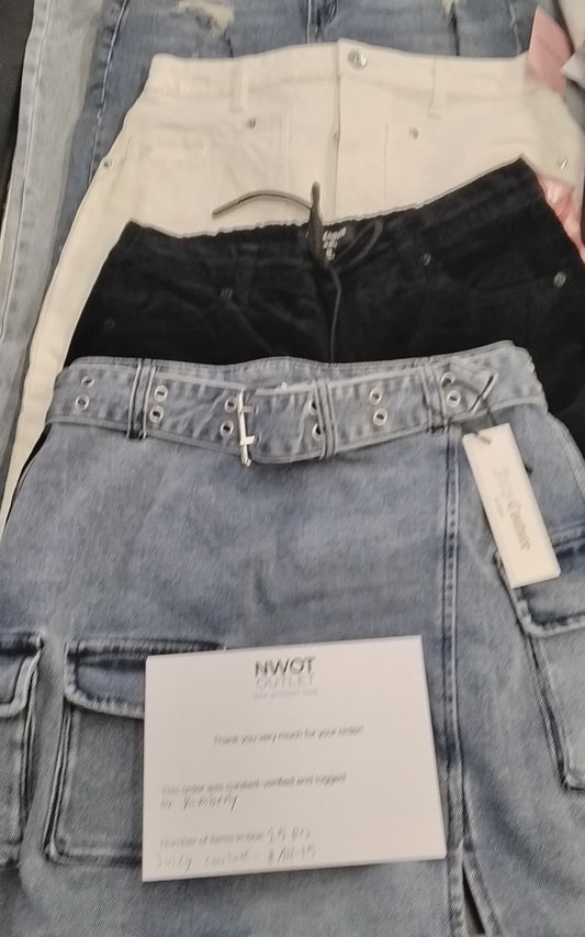 JUICY COUTURE | Women's Assorted Apparel | BRANDED BOX | NWT | 25 Pieces | Small Box #AH-15