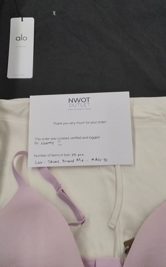 SKIMS & MORE | Women's Assorted Apparel | BRANDED BOX | Shelf-Pulls/Returns | 25 Pieces | Small Box #AG-31