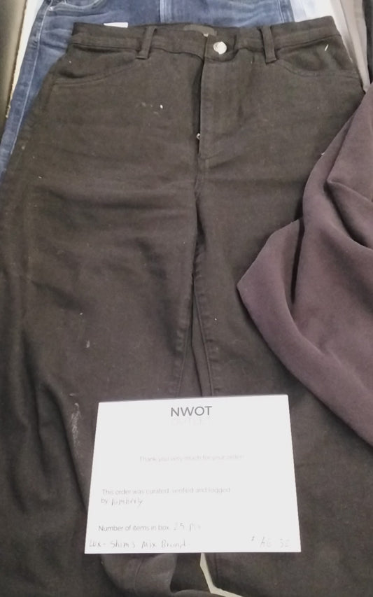 SKIMS & MORE | Women's Assorted Apparel | BRANDED BOX | Shelf-Pulls/Returns | 25 Pieces | Small Box #AG-32