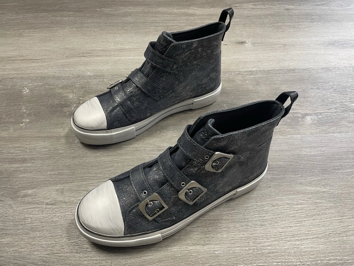 QVC Pennsylvania Footwear & Apparel Truck AB66 | 7,920 Units