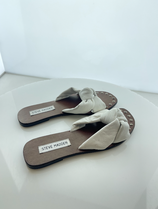 Women's Sandal Mix | 25 pairs